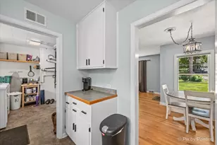 812 Hitchcock Ave, Lisle, IL 60532 - Photo 10