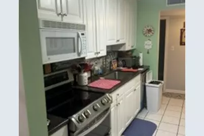 940 Beau Drive #209, Des Plaines, IL 60016 - Photo 4