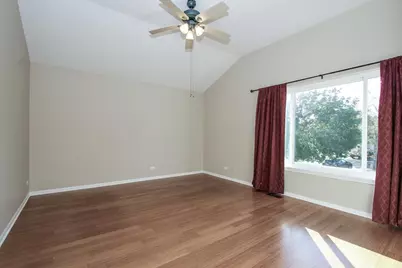 168 S Osage Court, Round Lake, IL 60073 - Photo 18