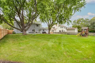 176 Adler Dr, Libertyville, IL 60048 - Photo 36