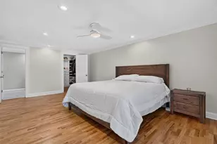 316 Fox Run Dr, Northbrook, IL 60062 - Photo 12