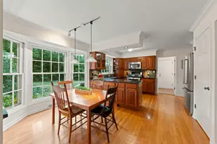 1245 Yorkshire Woods Ct, Wheaton, IL 60187 - Photo 10