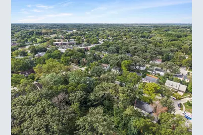 1245 Yorkshire Woods Court, Wheaton, IL 60187 - Photo 34