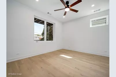 2847 N Damen Avenue #2, Chicago, IL 60618 - Photo 10