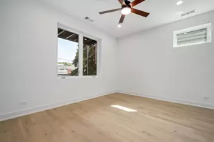 2847 N Damen Ave, Chicago, IL 60618 - Photo 10