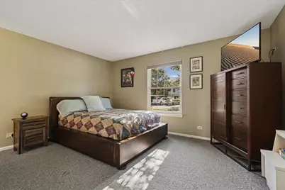 912 Stradford Circle #B, Buffalo Grove, IL 60089 - Photo 10