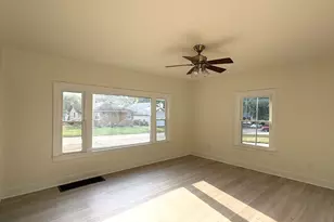 1249 Creve Coeur St, Lasalle, IL 61301 - Photo 2