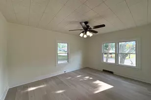 1249 Creve Coeur St, Lasalle, IL 61301 - Photo 16