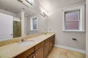 2811 N Bell Ave, Chicago, IL 60618 - Photo 16