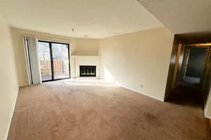 1340 Brook St, Saint Charles, IL 60174 - Photo 4