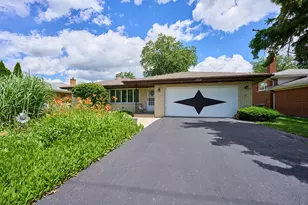 5859 S Brainard Ave, Countryside, IL 60525 - Photo 1