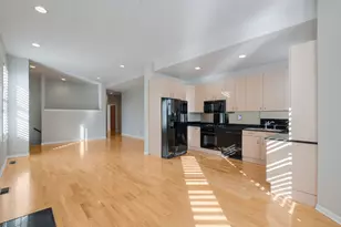 4060 S Ellis Ave, Chicago, IL 60653 - Photo 6
