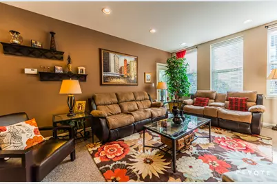 1225 N Orleans Street #502, Chicago, IL 60610 - Photo 4