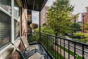1225 N Orleans St, Chicago, IL 60610 - Photo 2