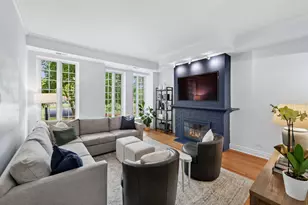 317 W Webster Ave, Chicago, IL 60614 - Photo 2