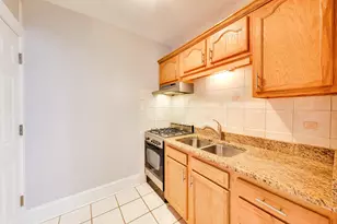 4857 W Roscoe St, Chicago, IL 60641 - Photo 10