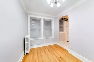 4857 W Roscoe St, Chicago, IL 60641 - Photo 8
