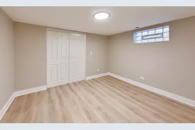 10720 S Indiana Avenue, Chicago, IL 60628 - Photo 26