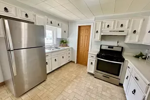 410 SW 2nd St, Aledo, IL 61231 - Photo 8