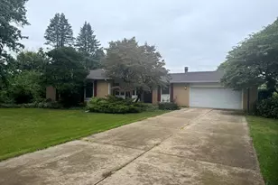 1641 Willow Way, Princeton, IL 61356 - Photo 1