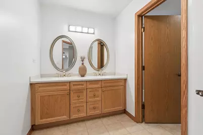5104 Commonwealth Avenue, Western Springs, IL 60558 - Photo 22