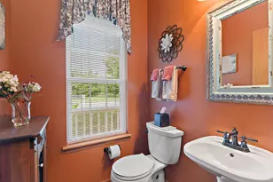 1800 Tallmeadow Dr, Dekalb, IL 60115 - Photo 14