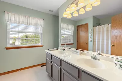 1800 Tallmeadow Drive, Dekalb, IL 60115 - Photo 16