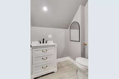 1128 N Lockwood Avenue, Chicago, IL 60651 - Photo 18