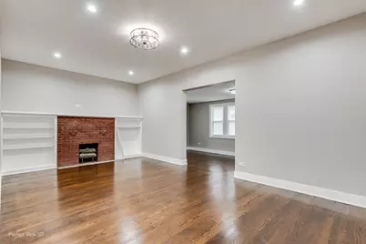1128 N Lockwood Avenue, Chicago, IL 60651 - Photo 2