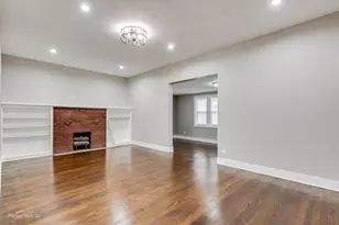 1128 N Lockwood Ave, Chicago, IL 60651 - Photo 2