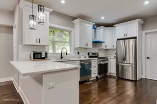 1128 N Lockwood Ave, Chicago, IL 60651 - Photo 8