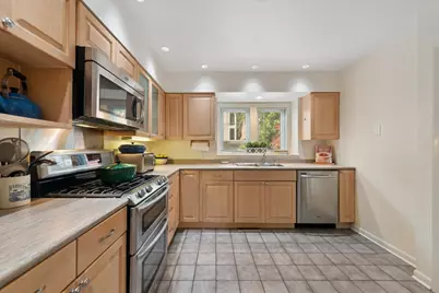 1926 N Larrabee Street, Chicago, IL 60614 - Photo 8