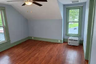 617 S Macon St, Bement, IL 61813 - Photo 16
