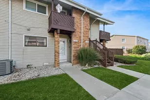 7932 164th Ct, Tinley Park, IL 60477 - Photo 2