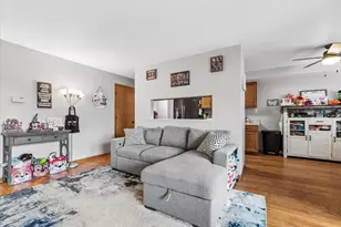 7932 164th Ct, Tinley Park, IL 60477 - Photo 6