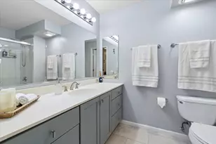 9655 Woods Dr, Skokie, IL 60077 - Photo 14