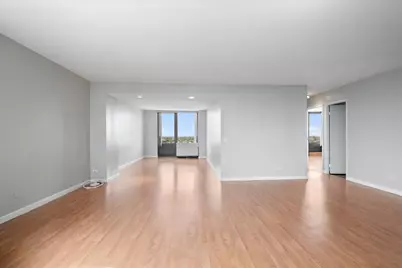5320 N Sheridan Road #1902, Chicago, IL 60640 - Photo 4