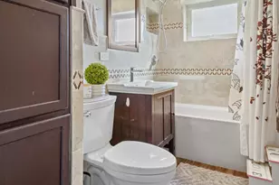 421 Vassar Ln, Des Plaines, IL 60016 - Photo 28