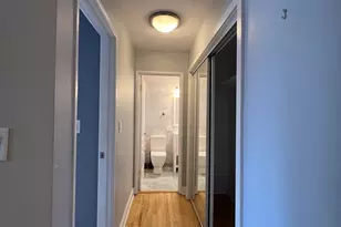2400 W Balmoral Ave, Chicago, IL 60625 - Photo 12