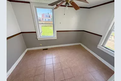 492 Freeland Avenue, Calumet City, IL 60409 - Photo 8