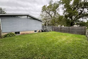 150 Wilson Pl, Oswego, IL 60543 - Photo 18