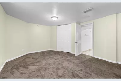 2001 S 19th Avenue, Broadview, IL 60155 - Photo 24