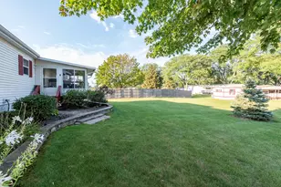 3300 Evergreen Ln, Park City, IL 60085 - Photo 20