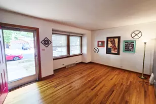 10342 S Christiana Ave, Chicago, IL 60655 - Photo 4