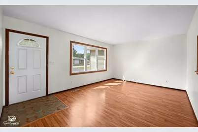 1871 S Oaklawn Drive, Saint Anne, IL 60964 - Photo 4