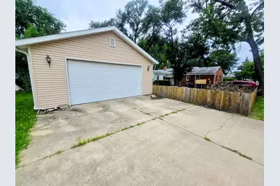 1640 N Prairie Avenue #0, Crest Hill, IL 60403 - Photo 20