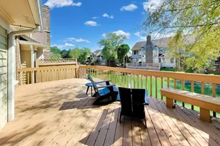 825 Fountain View Dr, Deerfield, IL 60015 - Photo 22
