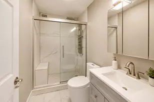 5201 S Cornell St, Chicago, IL 60615 - Photo 16