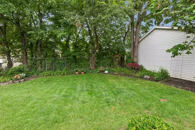 7822 W Thorndale Avenue, Chicago, IL 60631 - Photo 20