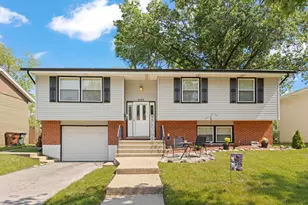 3513 Laurel Ln, Hazel Crest, IL 60429 - Photo 1